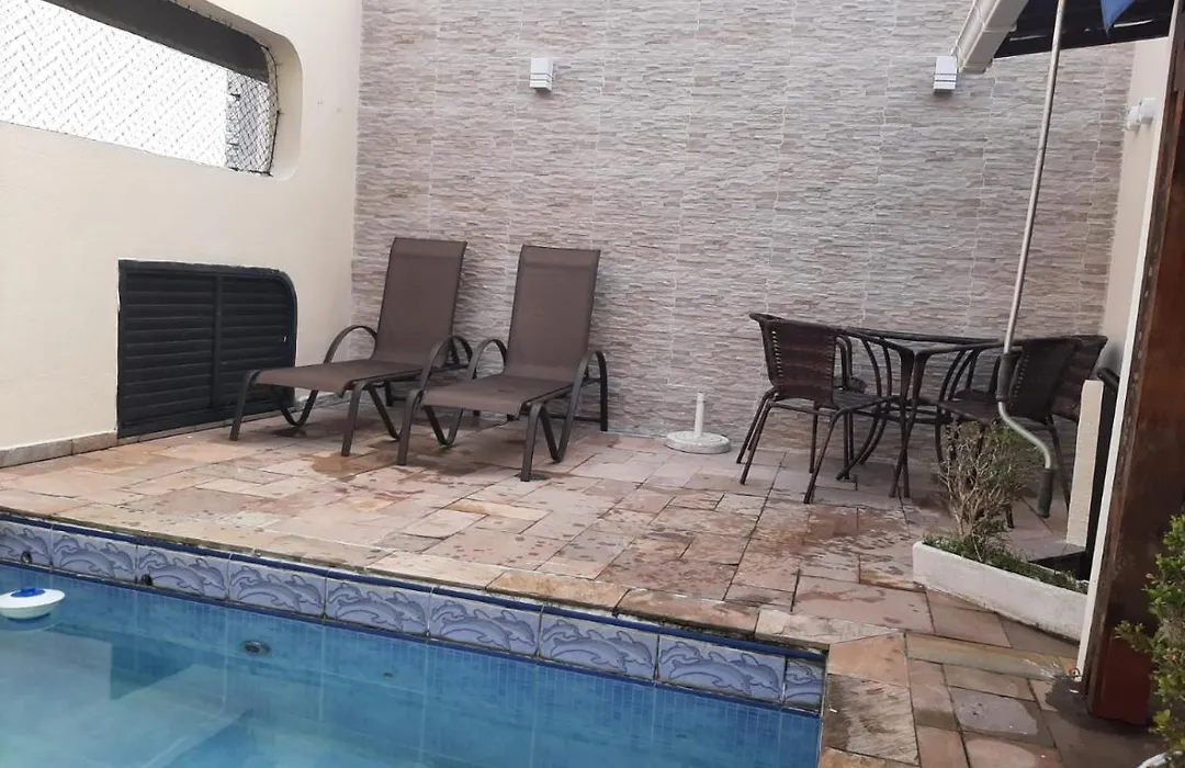 Cobertura de 3 quartos com churrasqueira e piscina-1